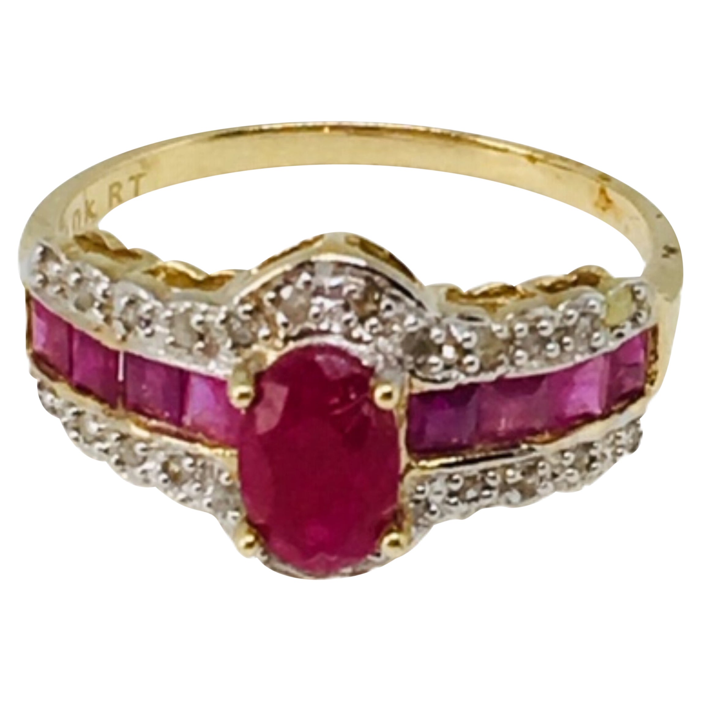 Ruby Ring 14 Karat Yellow Gold For Sale