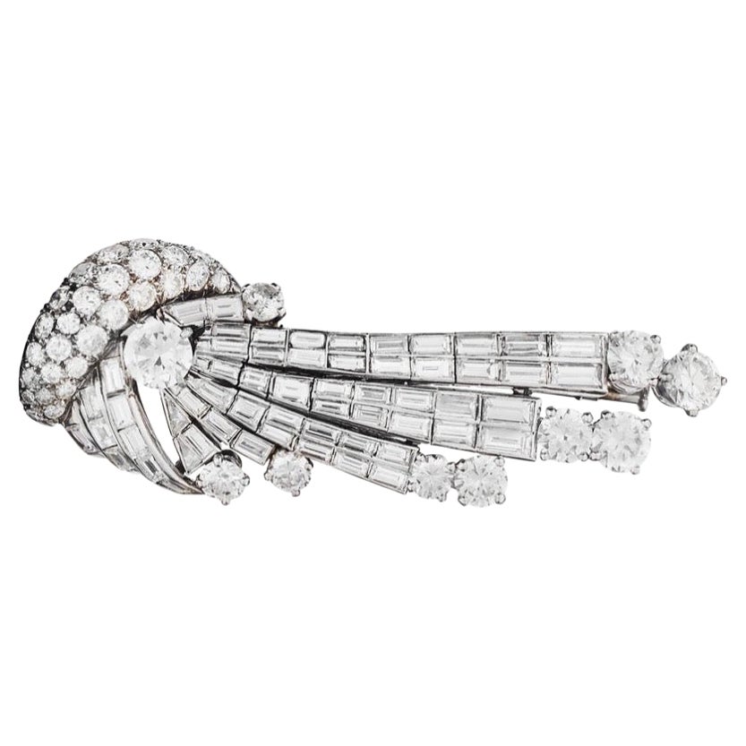 Platinum Round & Baguette Diamond Comet Brooch