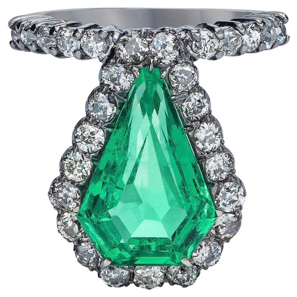 Mindi Mond GIA Certified 6.06 Carat Colombian Emerald Old Mine Diamond Ring For Sale