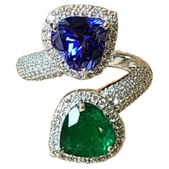 Natural Emerald and Tanzanite Ring Set in 18 Karat Gold with Diamonds