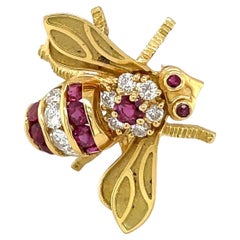 Retro 18KT Yellow Gold Bee Brooch with Ruby 0.80Ct. & Diamond 0.49Ct