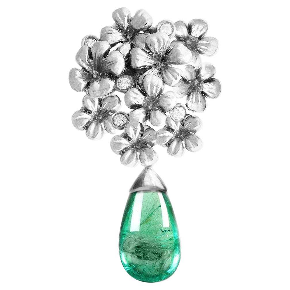 Achtzehn Karat Weißgold-Blumenbrosche im modernen Stil mit Diamanten des Künstlers