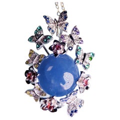 Pendentif de type A en or blanc 18 carats avec jadéite bleue violacée naturelle, jade et diamants