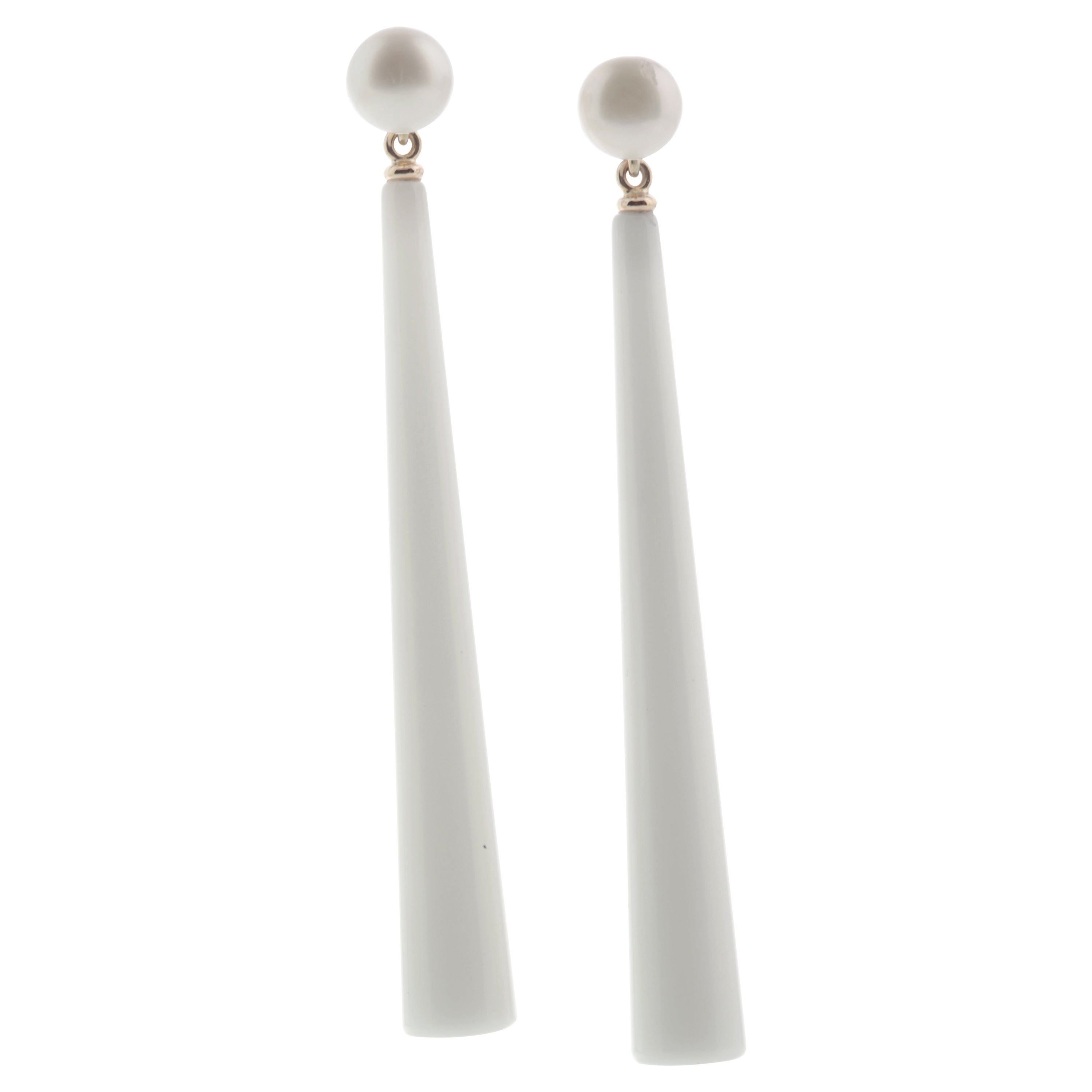 Intini Jewels Pearl White Agate Natural Drops 18 Karat Gold Cocktail Earrings For Sale
