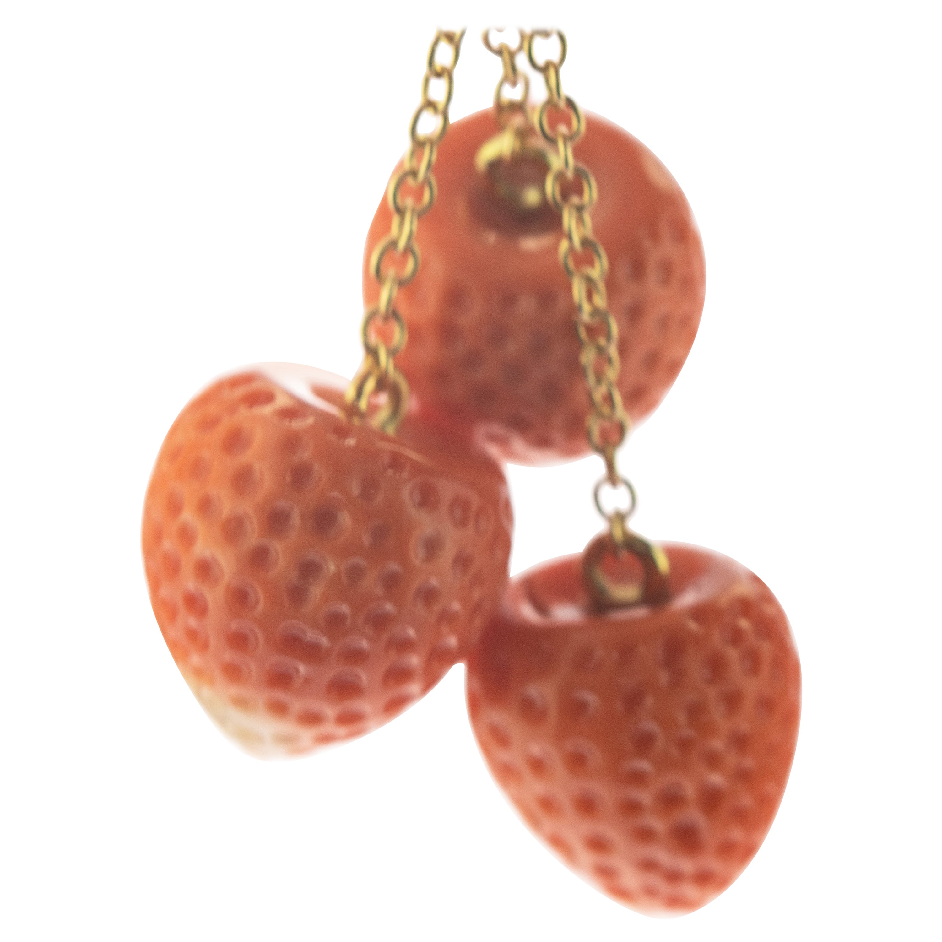 Strawberry Carved Coral 18 Karat Gold Handmade Italy Pendant Summer Necklace For Sale