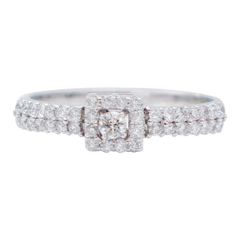 White Diamonds, 18 Karat White Gold Engagement Ring For Sale at 1stDibs