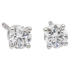 Tiffany & Co. 0.90 Carat Total Weight Diamond Stud Earrings in Platinum