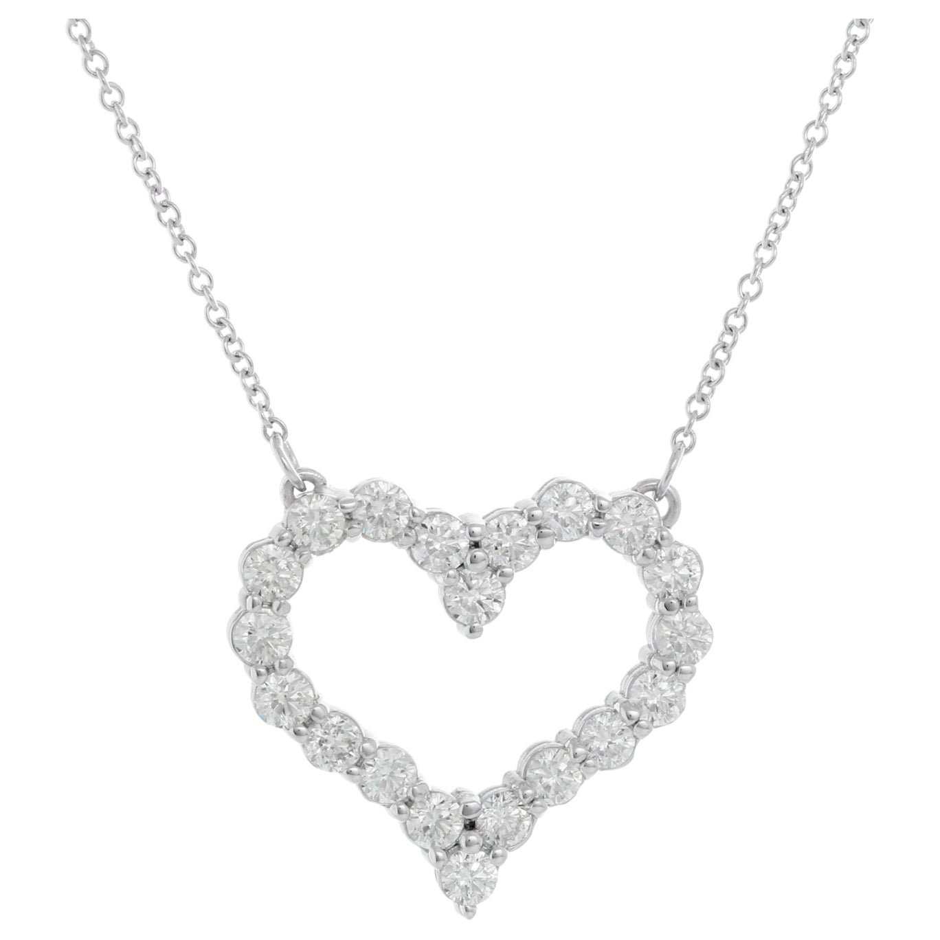 18K White Gold Diamond Heart Necklace 3.21 Cts For Sale