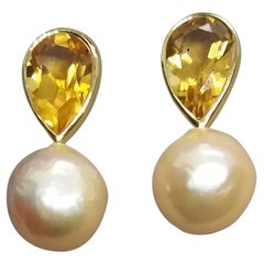 Yellow Gold Pear Shape Citrine Natural Cream Color Baroque Pearls Stud Earrings
