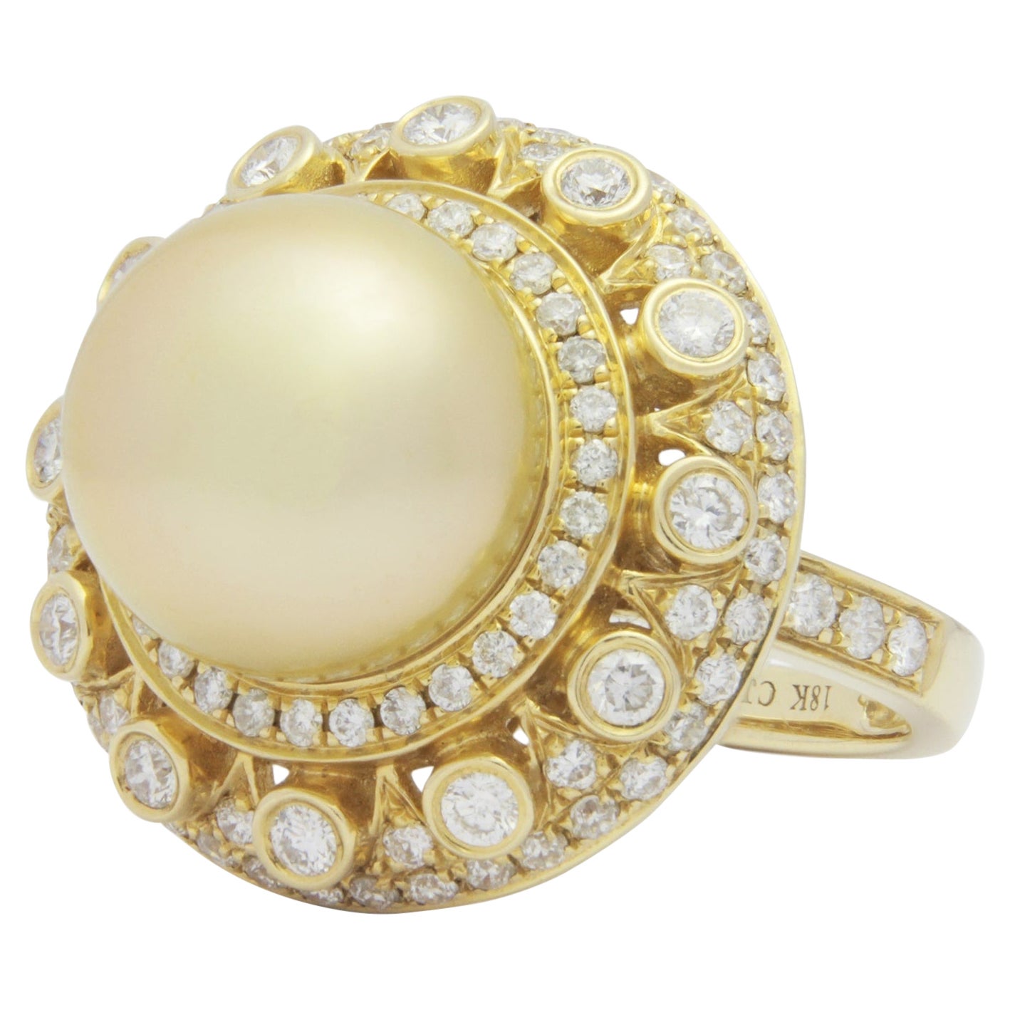 18 Karat Gold, Golden South Sea Pearl & Diamond Dress Ring