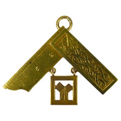 Large 18K Yellow Gold Masonic Charm Pendant
