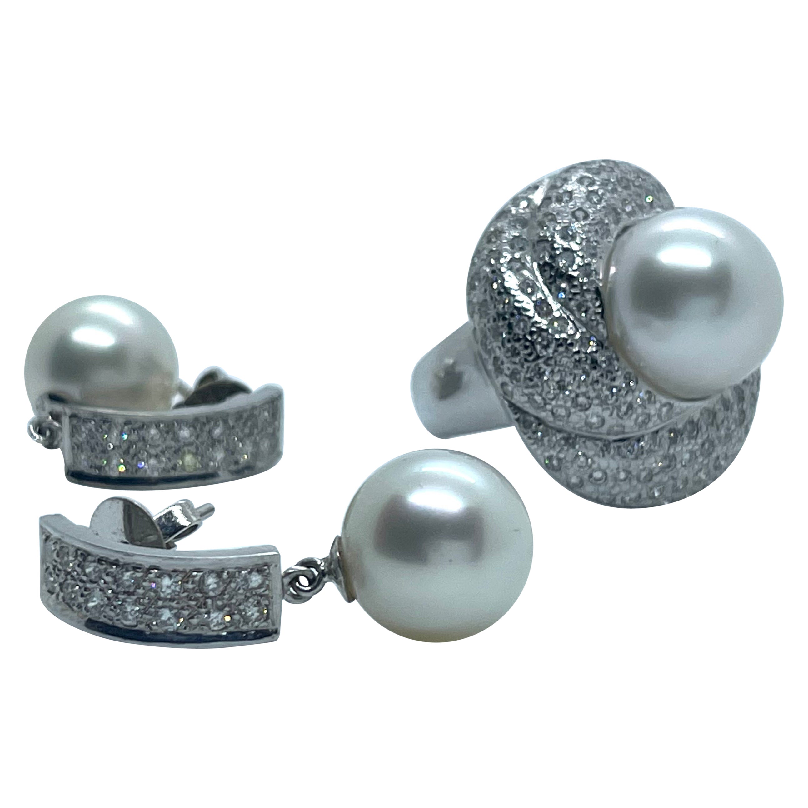 Pearl Diamond 18 Karat White Gold Set Earrings and Ring For Sale