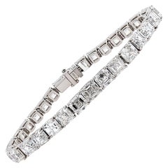 Spectra Fine Jewelry, GIA Certified 30.52 Carat Diamond Platinum Tennis Bracelet