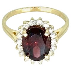 Bague Vintage 2.50 Carat Garnet & Diamonds Cluster Ring