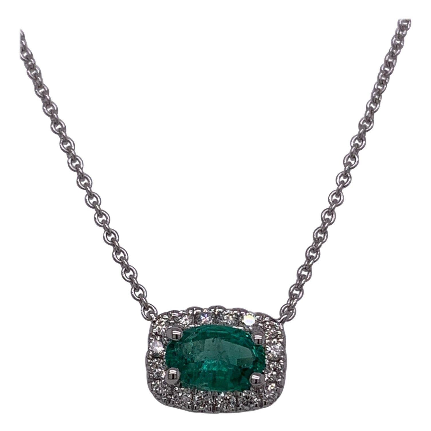 18 Karat White Gold Oval Emerald & Diamond Necklace For Sale