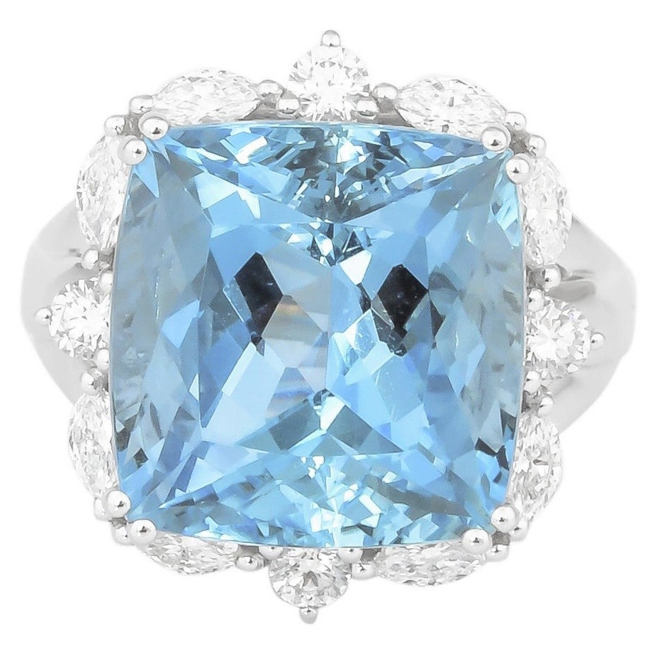 10.0 Carat Aquamarine and Diamond Ring in 18 Karat White Gold