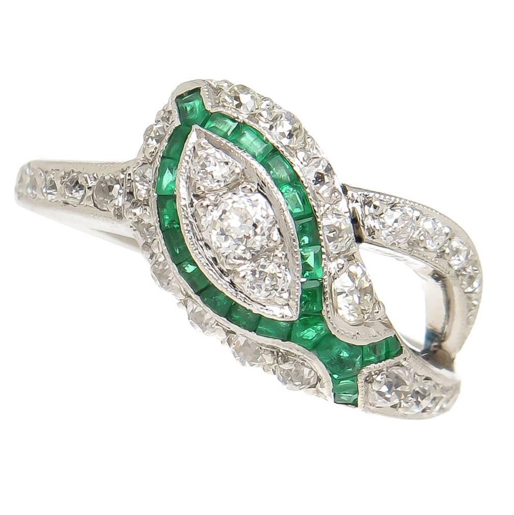 1930s Emerald Diamond Platinum Snake Ring 