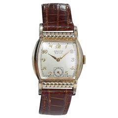 Reloj de pulsera Gruen de estilo Art Déco relleno de oro con una rara pulsera a juego