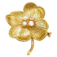 Vintage 18 Karat Yellow Gold and Diamonds Four Leaf Clover Brooch