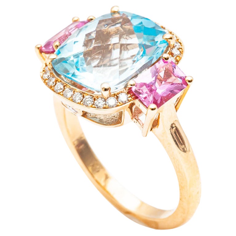 Bague en or jaune 18 carats avec diamants, topaze et saphir rose   en vente