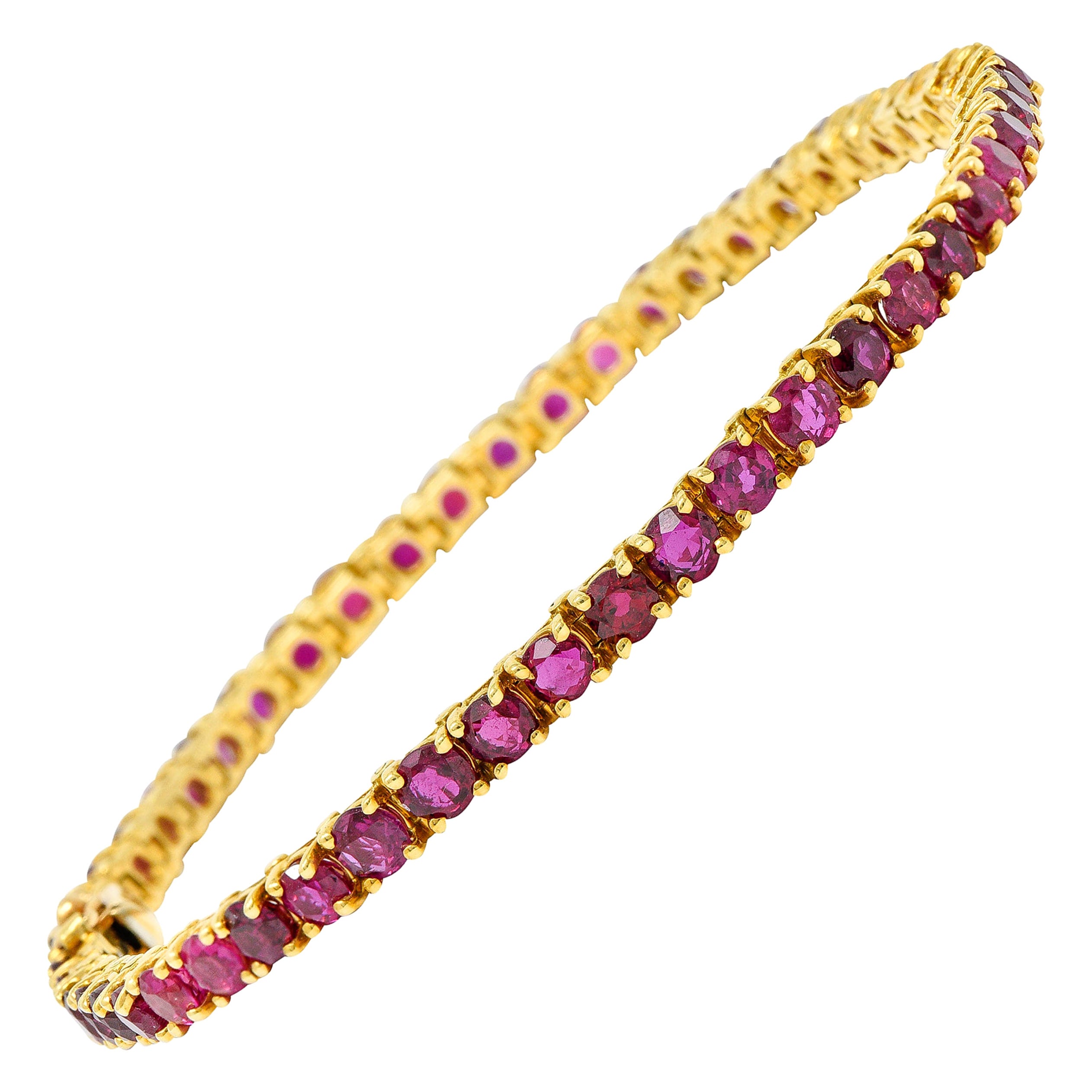 Van Cleef & Arpels 7.50 Carats Ruby 18 Karat Gold Line Bracelet 1970's Vintage