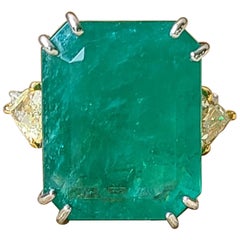 14.10 Carat Emerald and Diamond Rose-Cut Ring Set in 18 Karat Gold