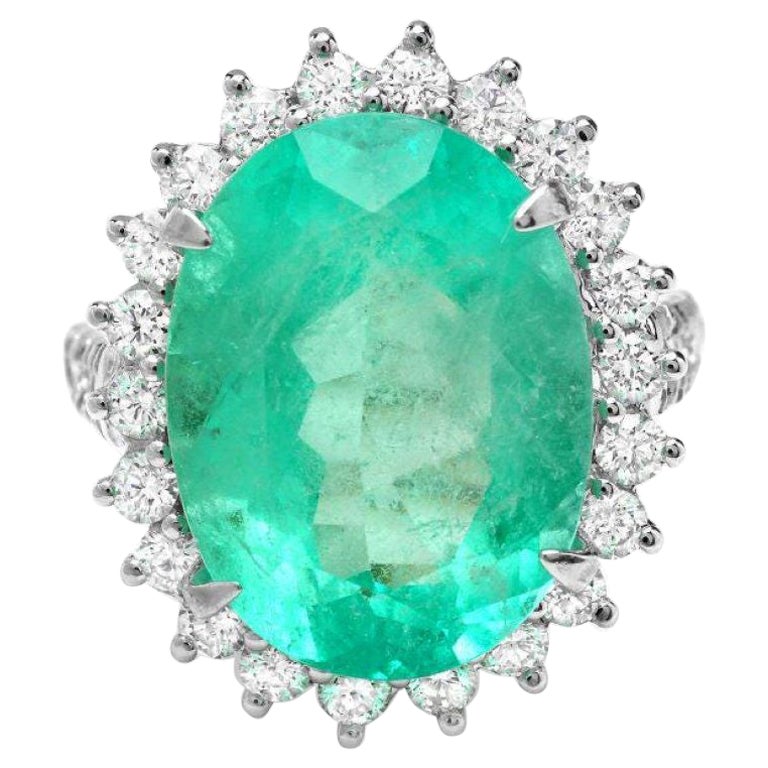 12.70 Carats Natural Emerald and Diamond 18K Solid White Gold Ring For Sale