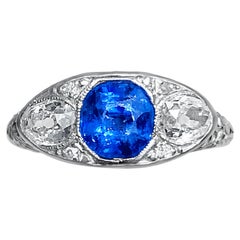 Antique Art Deco Blue Sapphire and Old Mine Cut Diamond Ring Set in Platinum