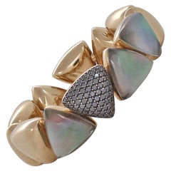 Bracelet Vhernier 'Freccia' en or blanc:: nacre et cristal de roche