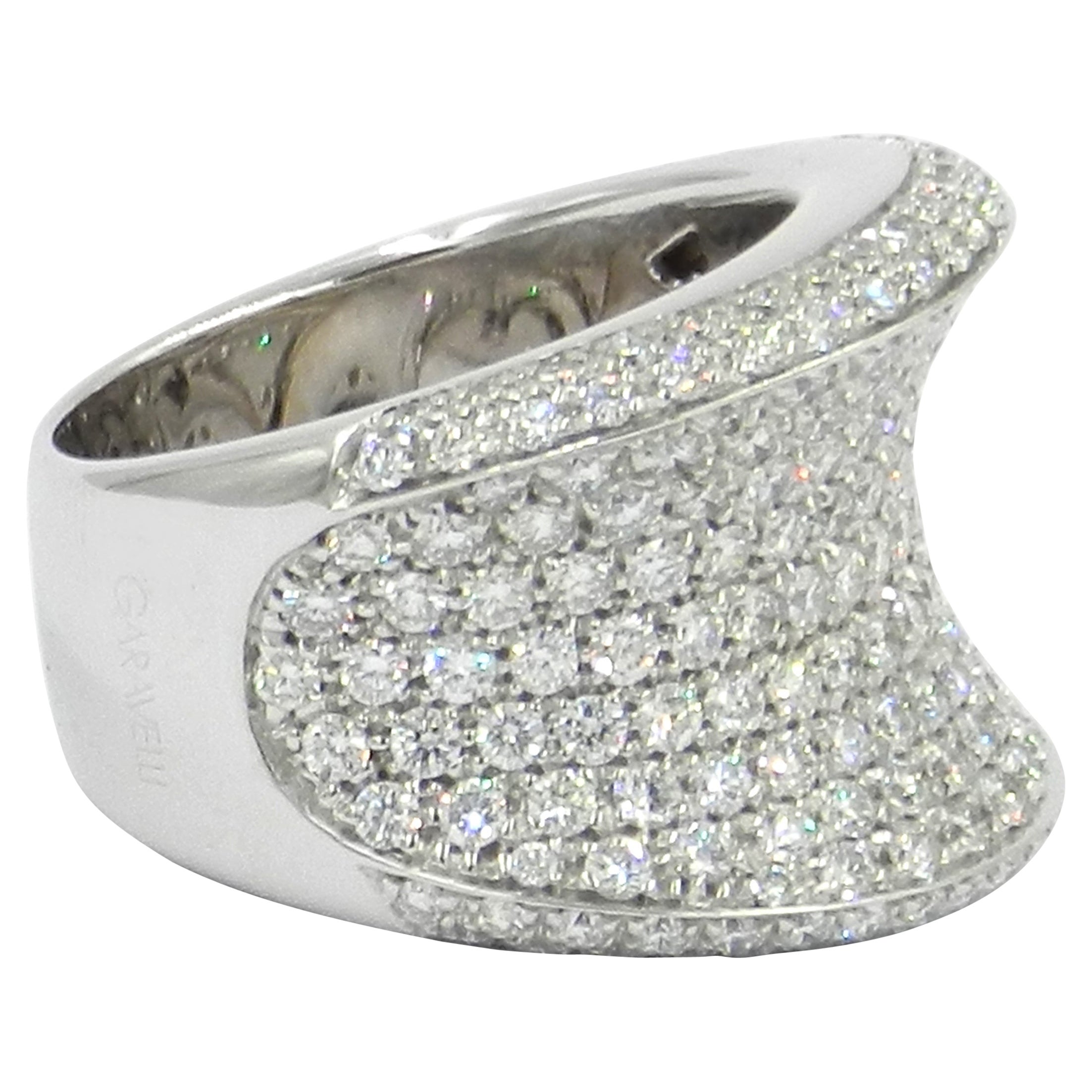 18 Karat White Gold White Diamonds Pavè Saddle Garavelli Ring For Sale