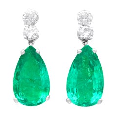 15.51 Carat Colombian Emerald and 1.12 Carat Diamond Platinum Drop Earrings