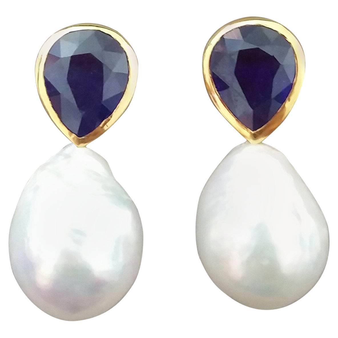Pear Shape Blue Sapphires 14k Yellow Gold Bezel Baroque Pearls Stud Earrings For Sale