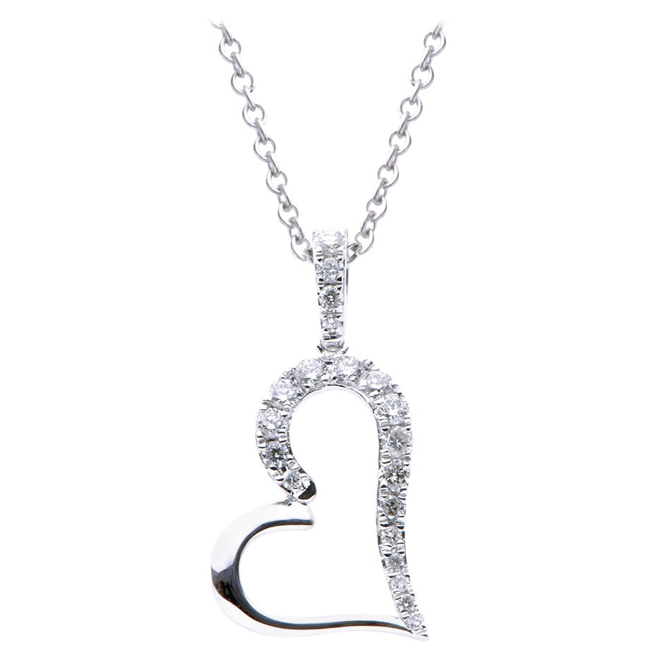 14K White Gold Hanging Heart Diamond Necklace For Sale
