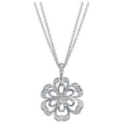 Luca Carati - Collana con ciondolo a forma di fiore in oro bianco 18K con diamanti 1.11Cttw