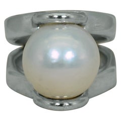 White Freshwater Pearl Sterling Silver Cocktail Ring