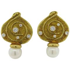 Elizabeth Gage Shiraz Classic Pearl Diamond Gold Earrings