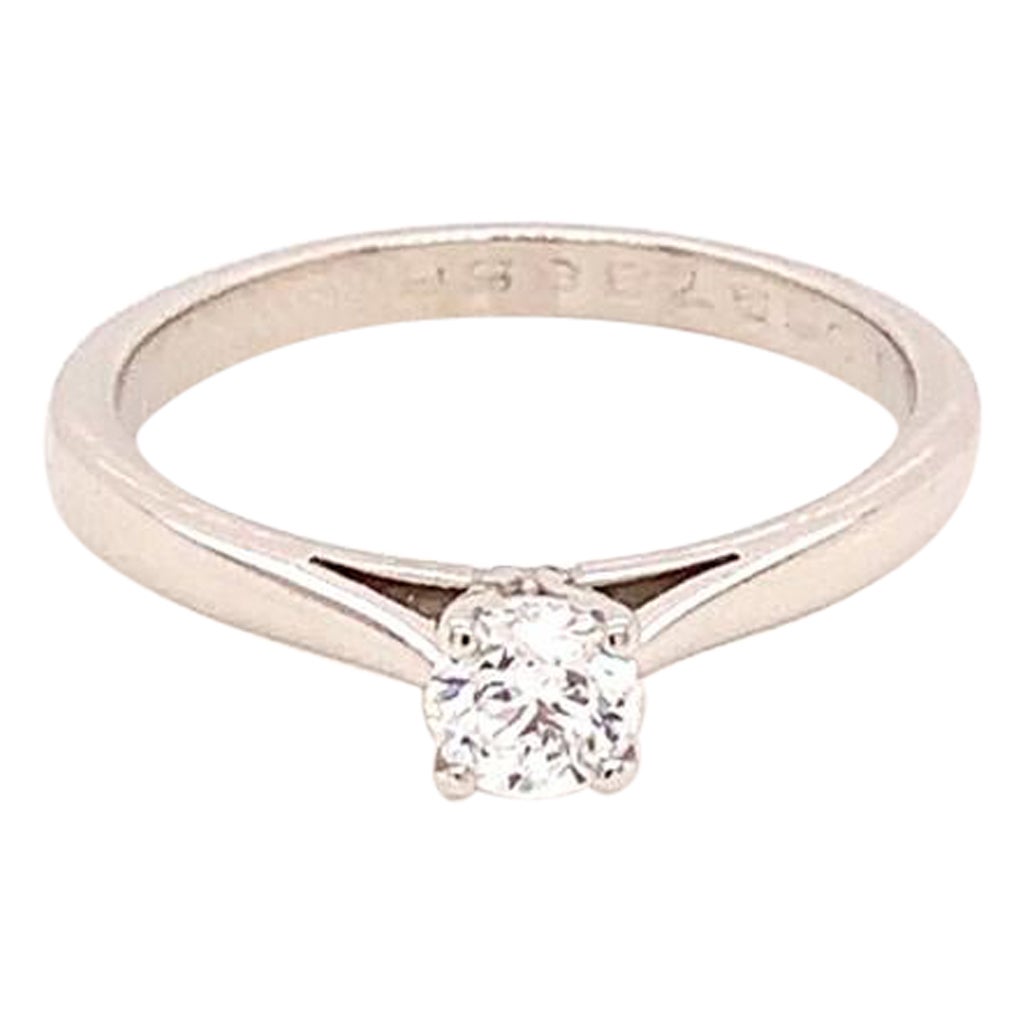GIA Certified 0.40 Carat Solitaire Round Brilliant Diamond Ring in Platinum For Sale