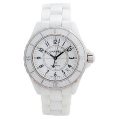 Used Design Classic, Chanel J12 Ref H0970, Box & Papers