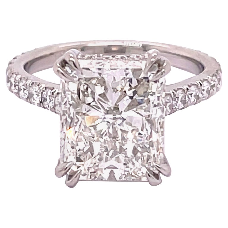 GIA Certified 5.11 Carat Radiant Shape Diamond Engagement Ring For Sale