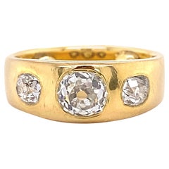 Victorian 3-Stone Old Mine Diamond Gold Ring Estate Fine Jewelry
