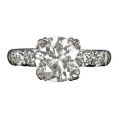 2.50 Carats Round Brilliant Cut Diamond Solitaire Engagement Ring