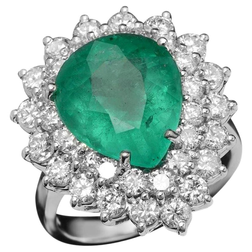 8.00 Carats Natural Emerald and Diamond 14K Solid White Gold Ring For Sale