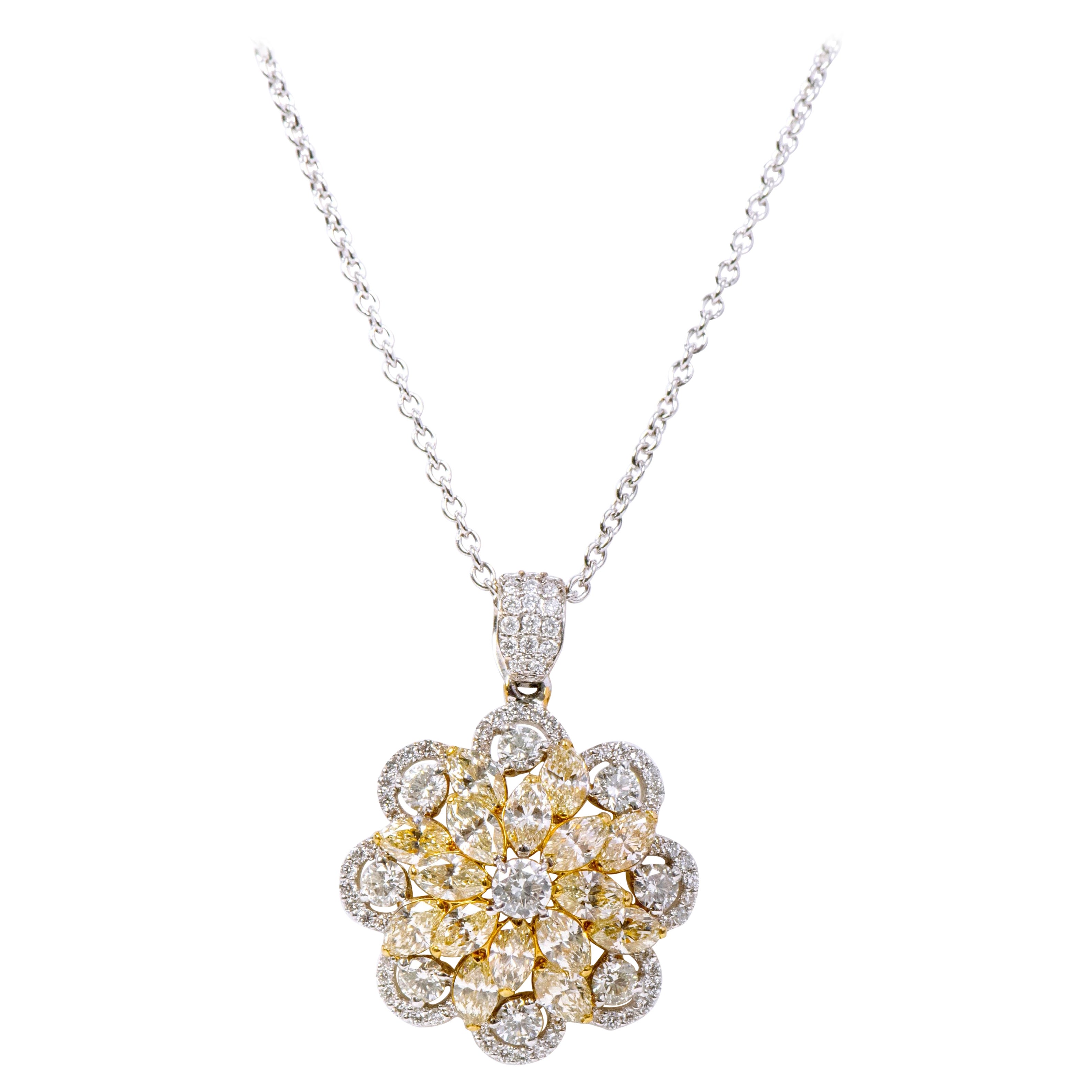 18 Karat Gold 3.41 Carat Solitaire Yellow and White Diamond Pendant For Sale