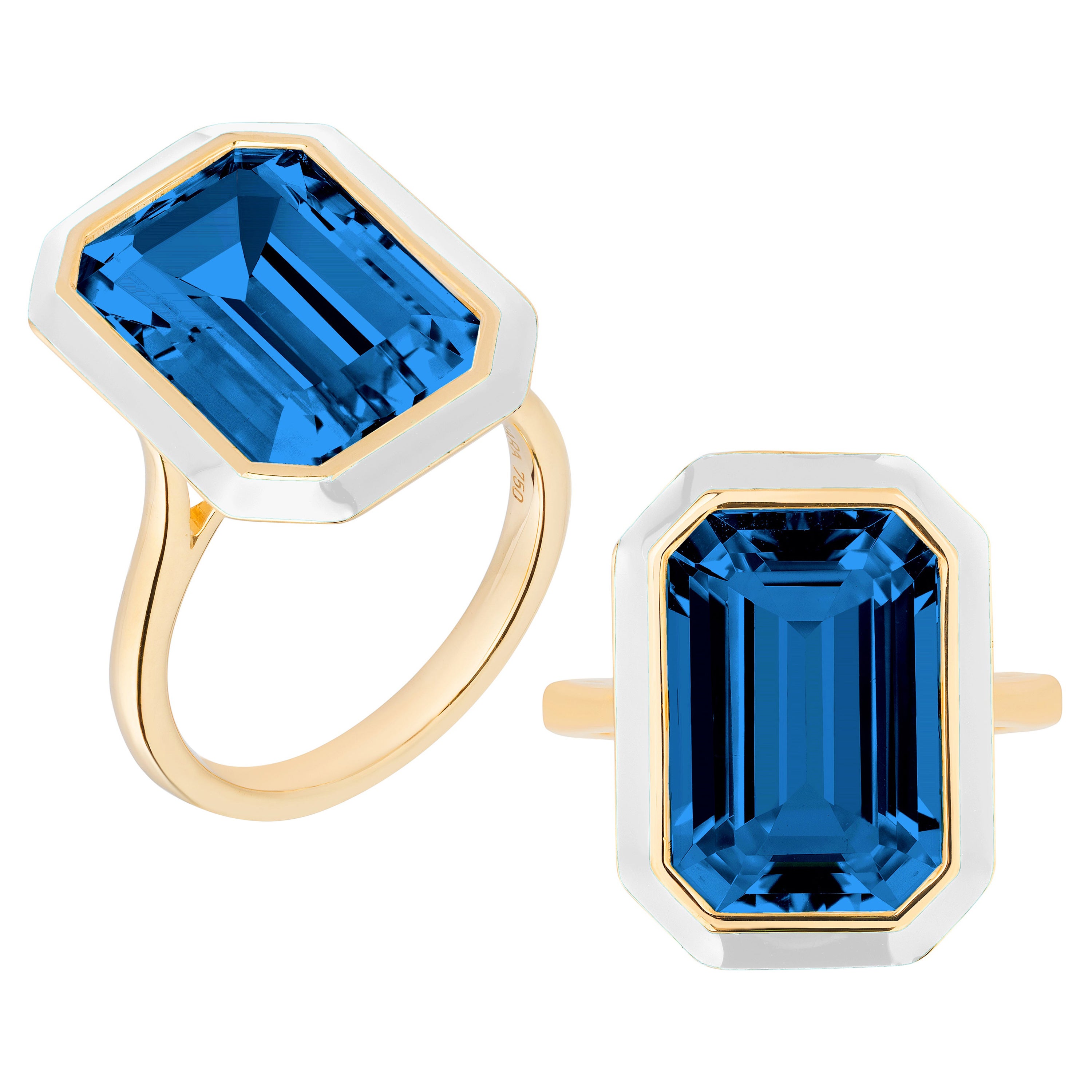 Ring mit blauem Topas und Smaragd im Smaragdschliff vonshwara London in einer Lünette