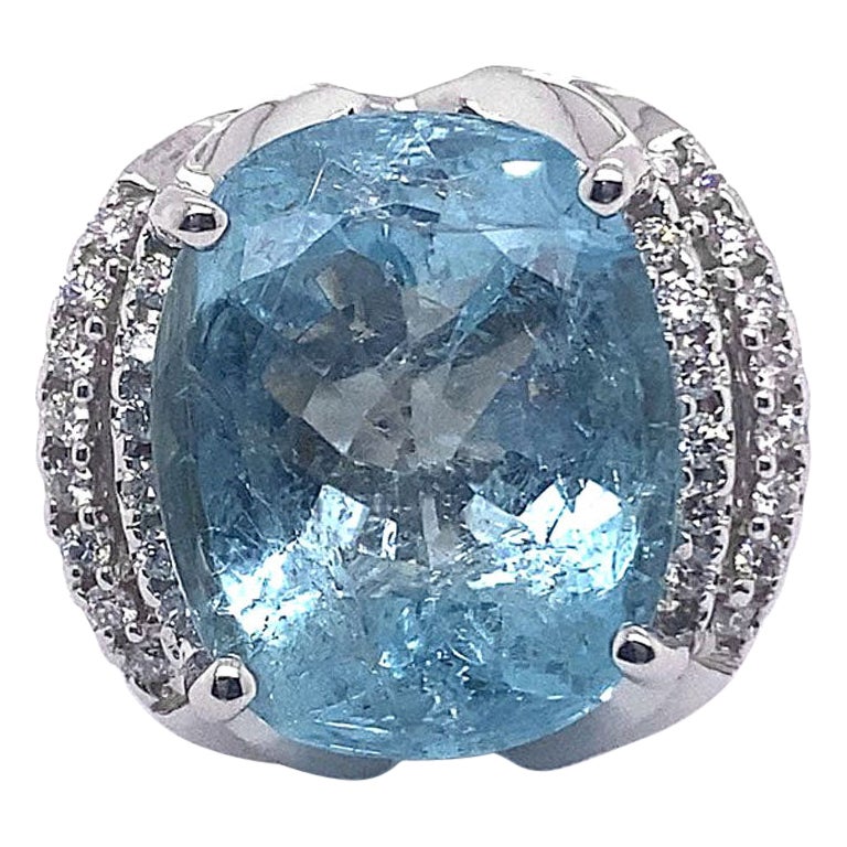 26ct Natural Aquamarine 14k W/G Ring For Sale