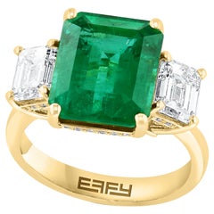 Effy Hematian 18 Karat Yellow Gold Emerald and Diamond Ring