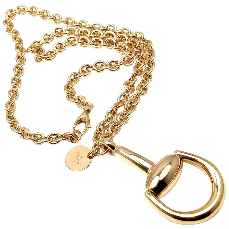 Gucci Gold Horsebit Pendant Link Necklace at 1stDibs | gucci Gucci Gold Horsebit Pendant Link Necklace at 1stDibs | gucci