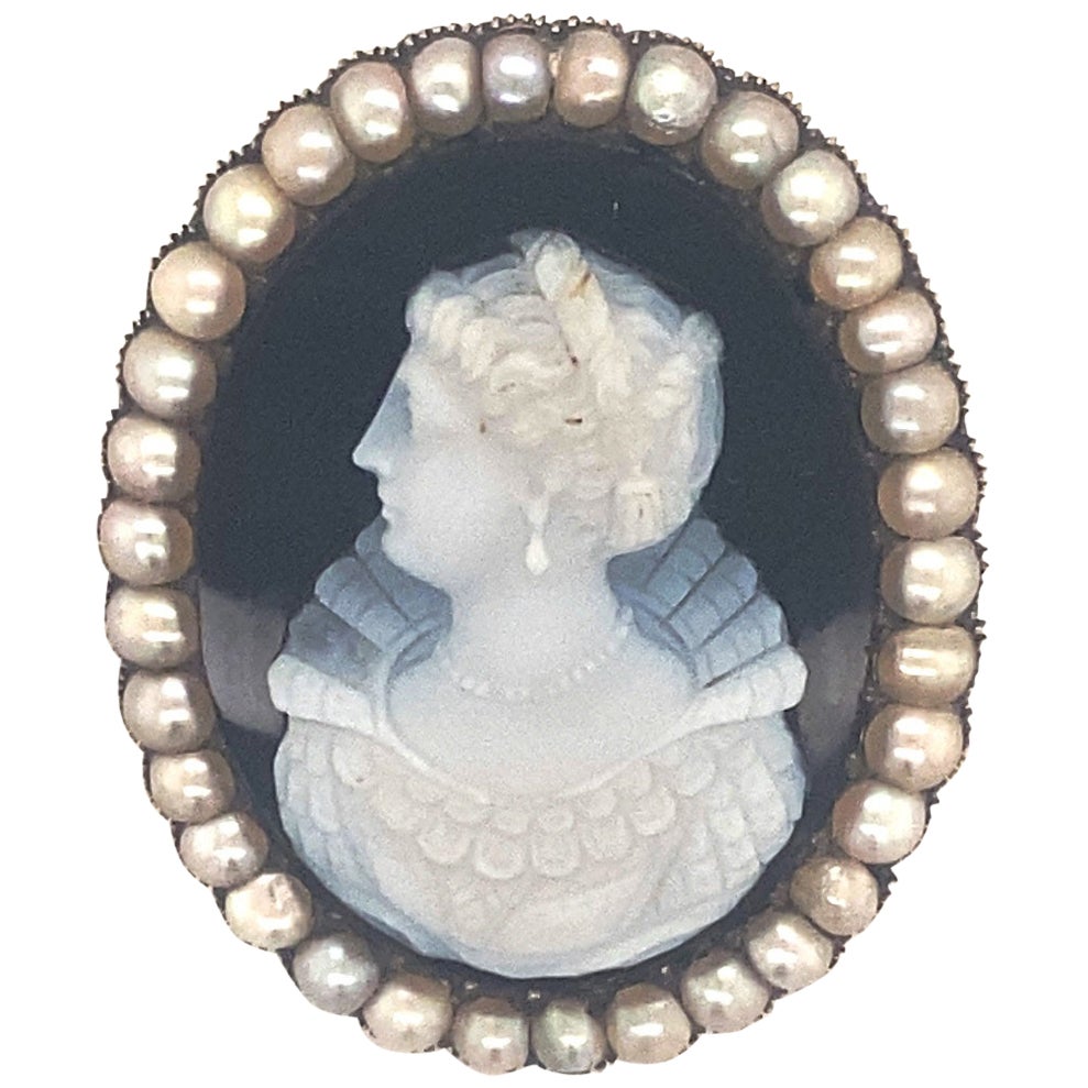 Antique Victorian Hardstone Cameo Pearls 14K Gold For Sale