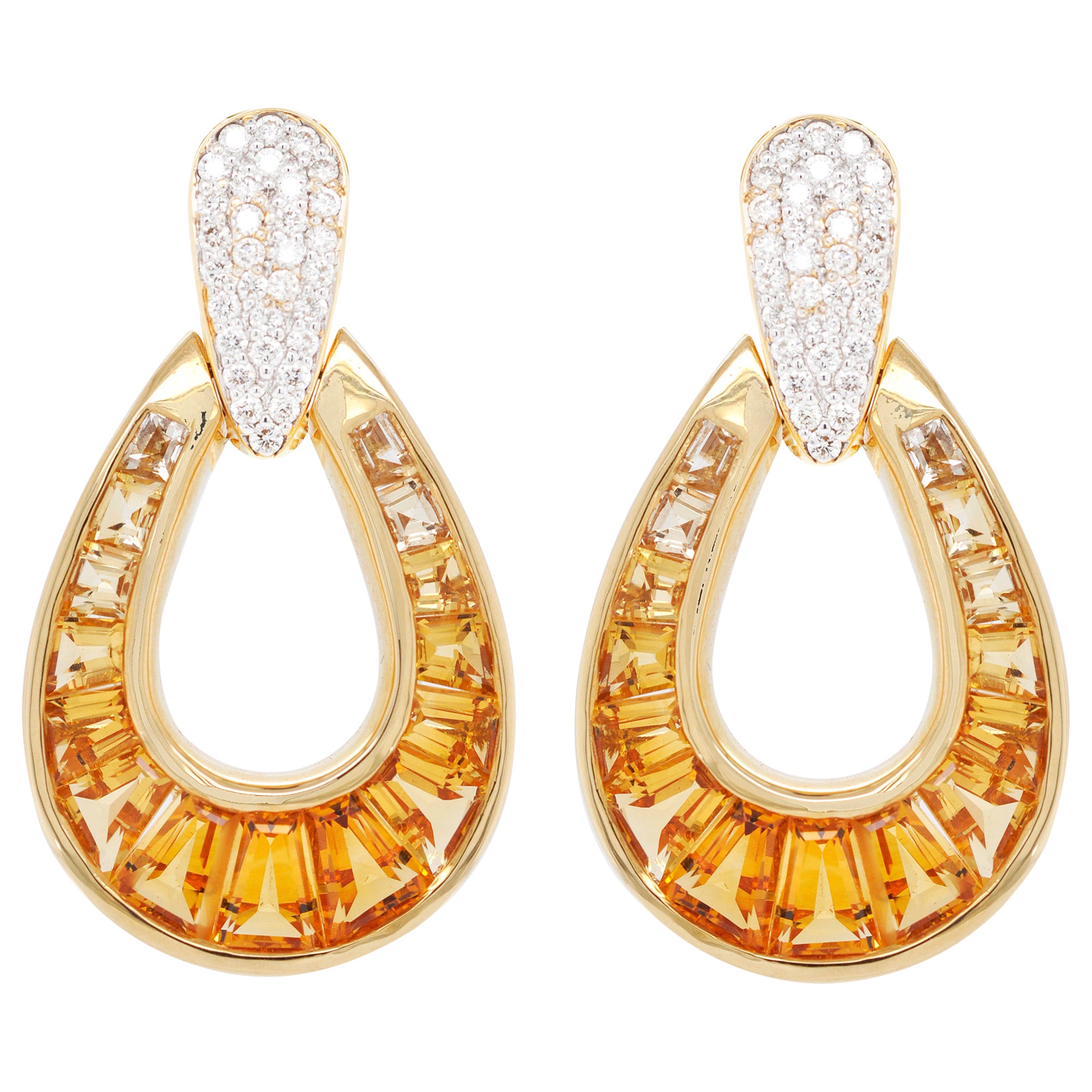18 Karat Gold Calibre Cut Citrine Baguette Diamond Dangle Doorknocker Earrings For Sale