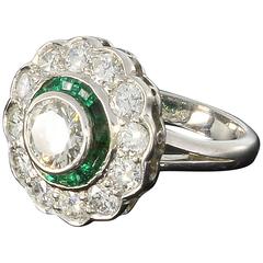 Stylish Emerald Diamond Gold Cluster Ring 1